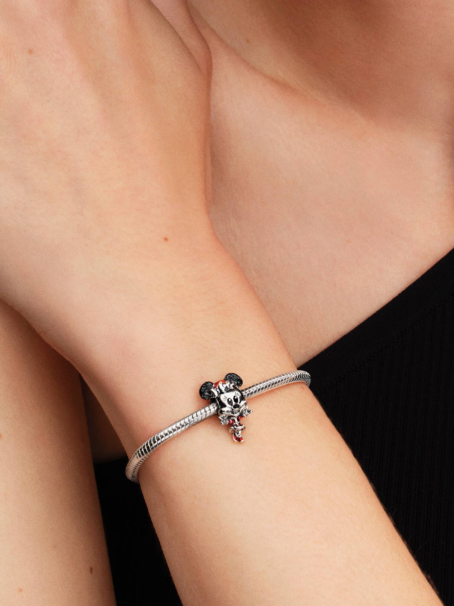 Charm Minnie Mouse Navideña de Disney