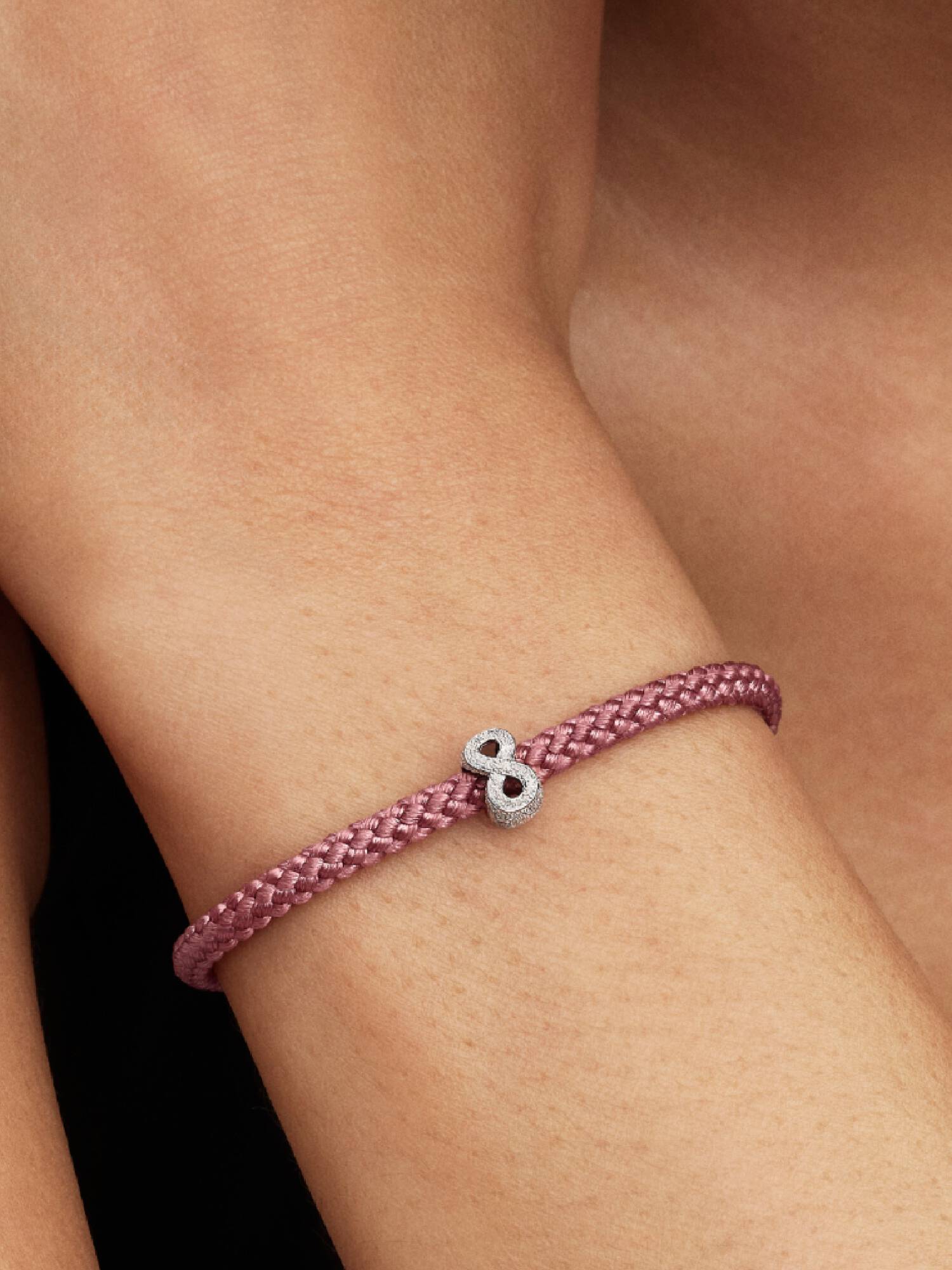Charm Mini Símbolo Infinito Textura