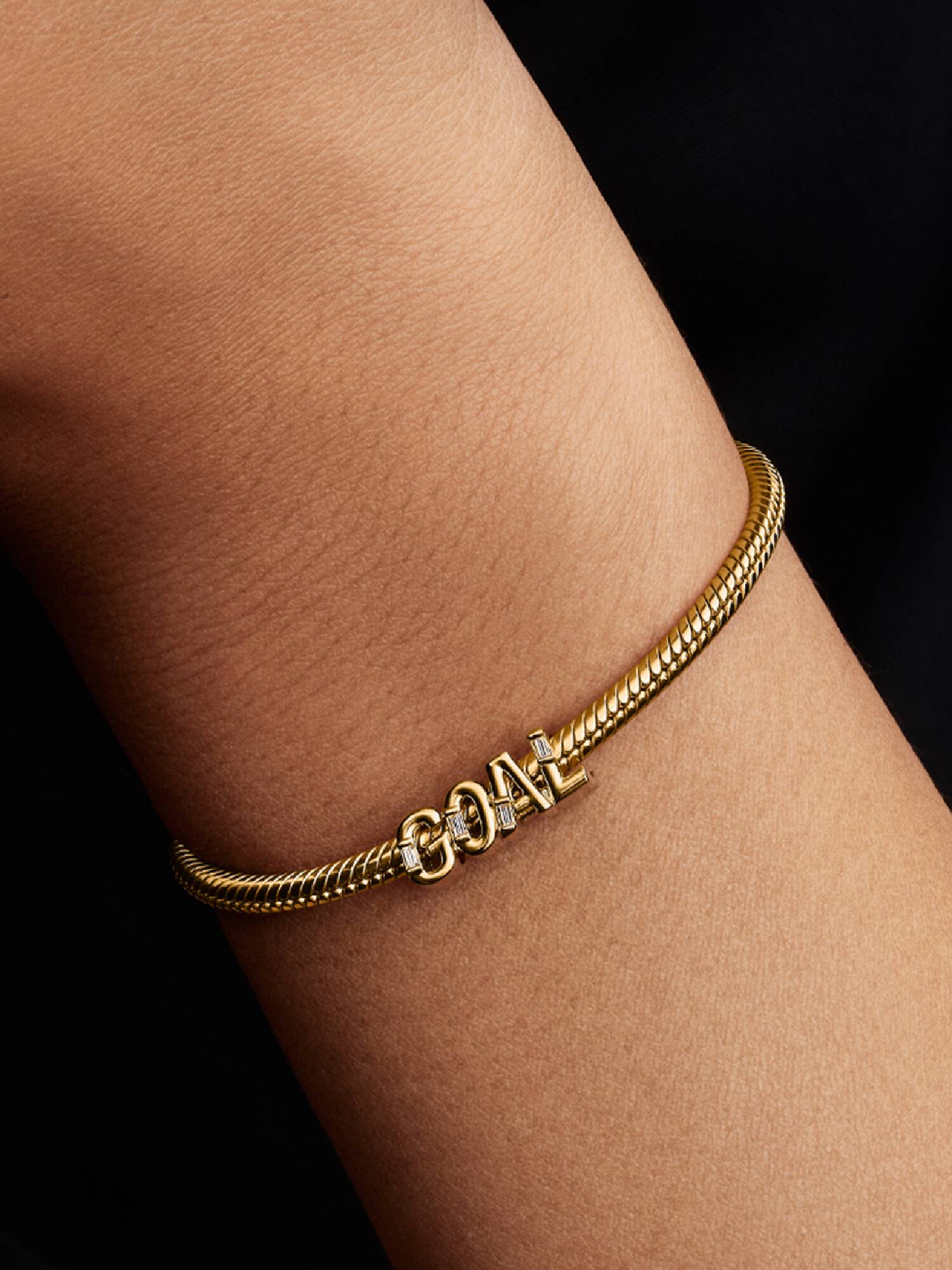 Charm Goal Escrito a Mano