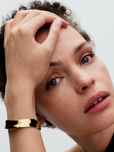 Pulsera Rígida Ancha Abierta Forma Orgánica