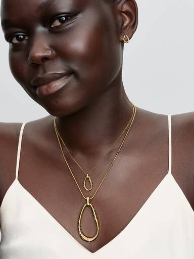 Collar Forma Orgánica Gemas Engastadas