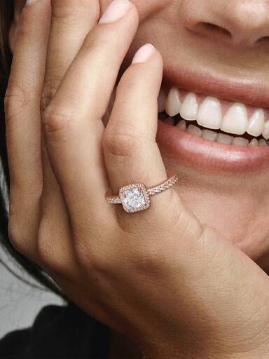 Anillo Elegancia Atemporal