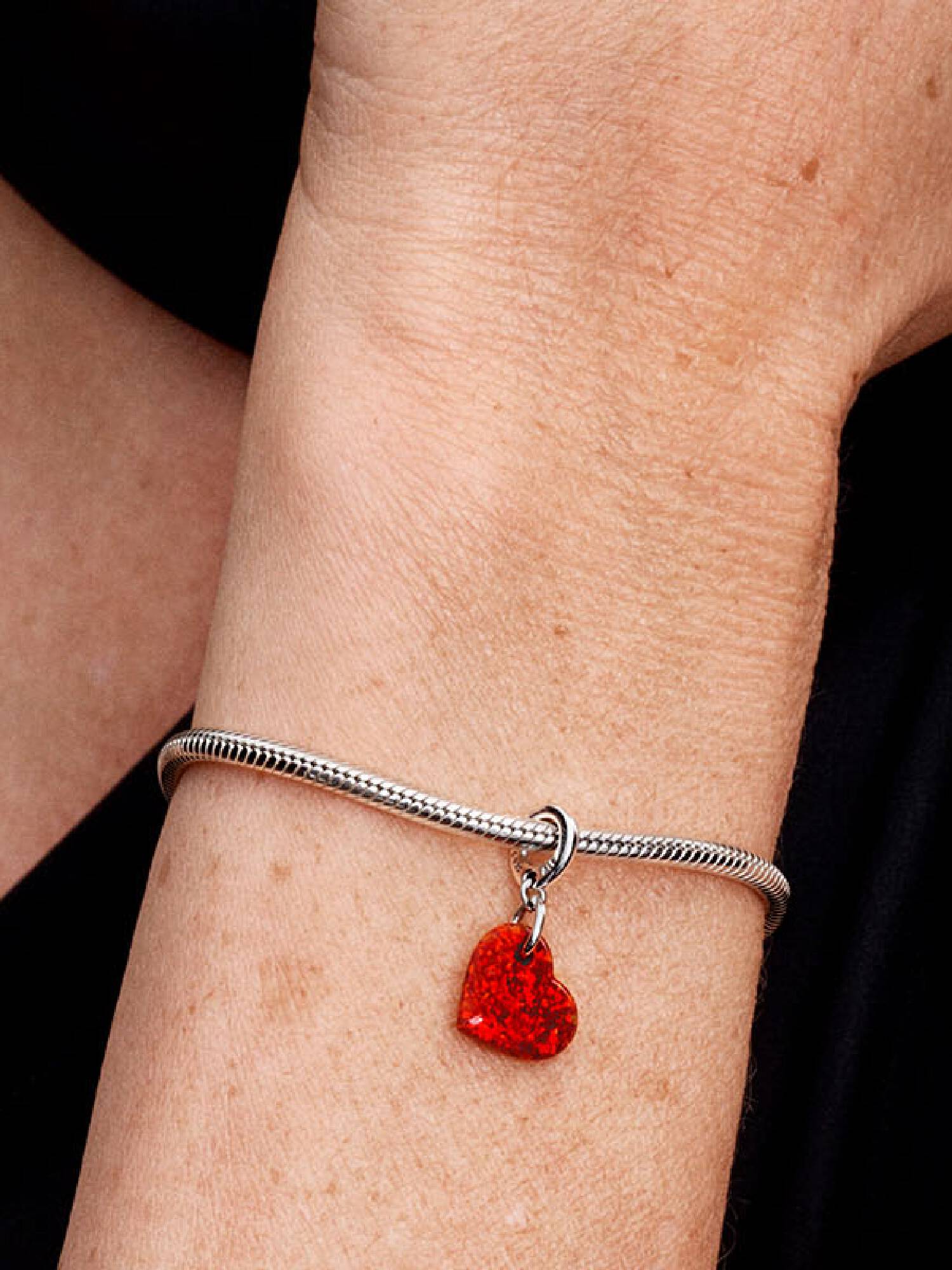 Charm Colgante Corazón Rojo Opalescente