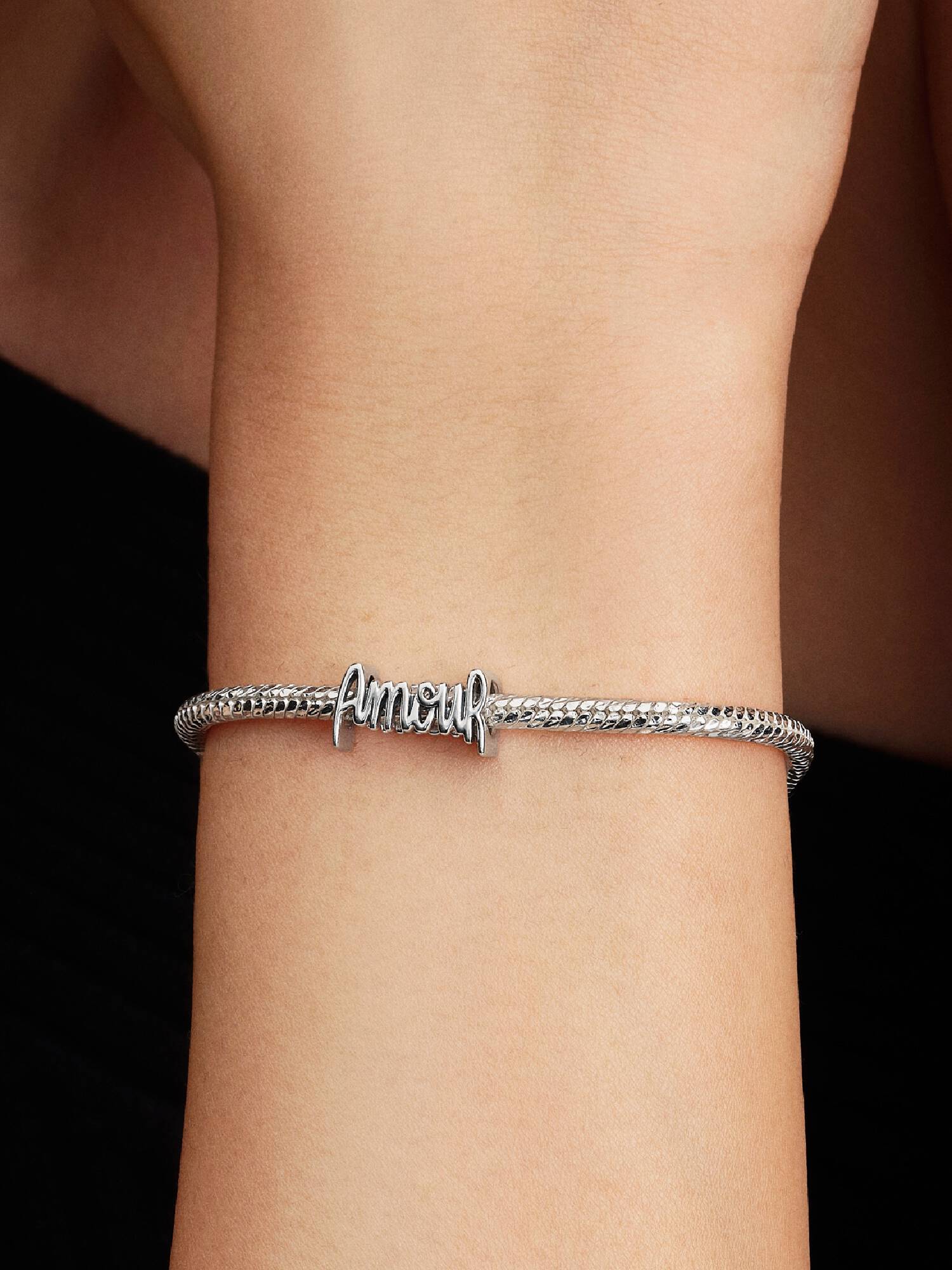 Charm Amour Escrito a Mano
