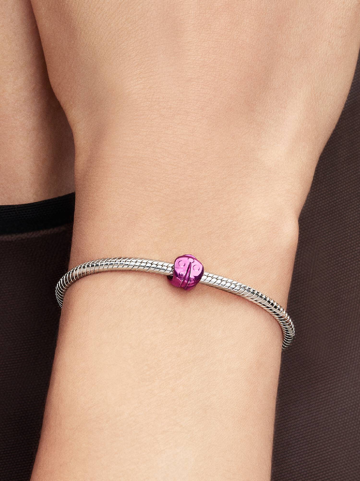 Charm Mini Mariquita Rosa