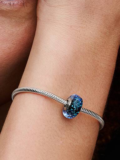 Charm en Cristal de Murano Azul Oscuro