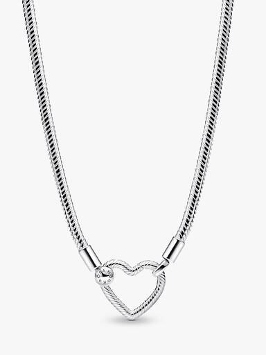 Collar de Cadena de Serpiente con Cierre de Corazón