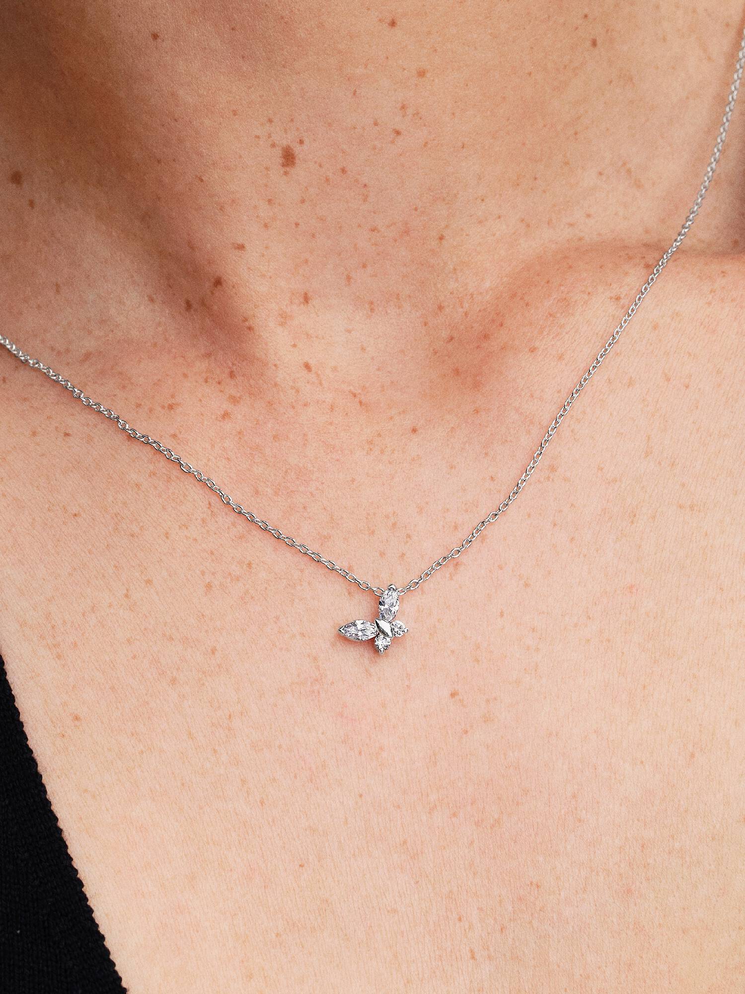Collar Mariposa