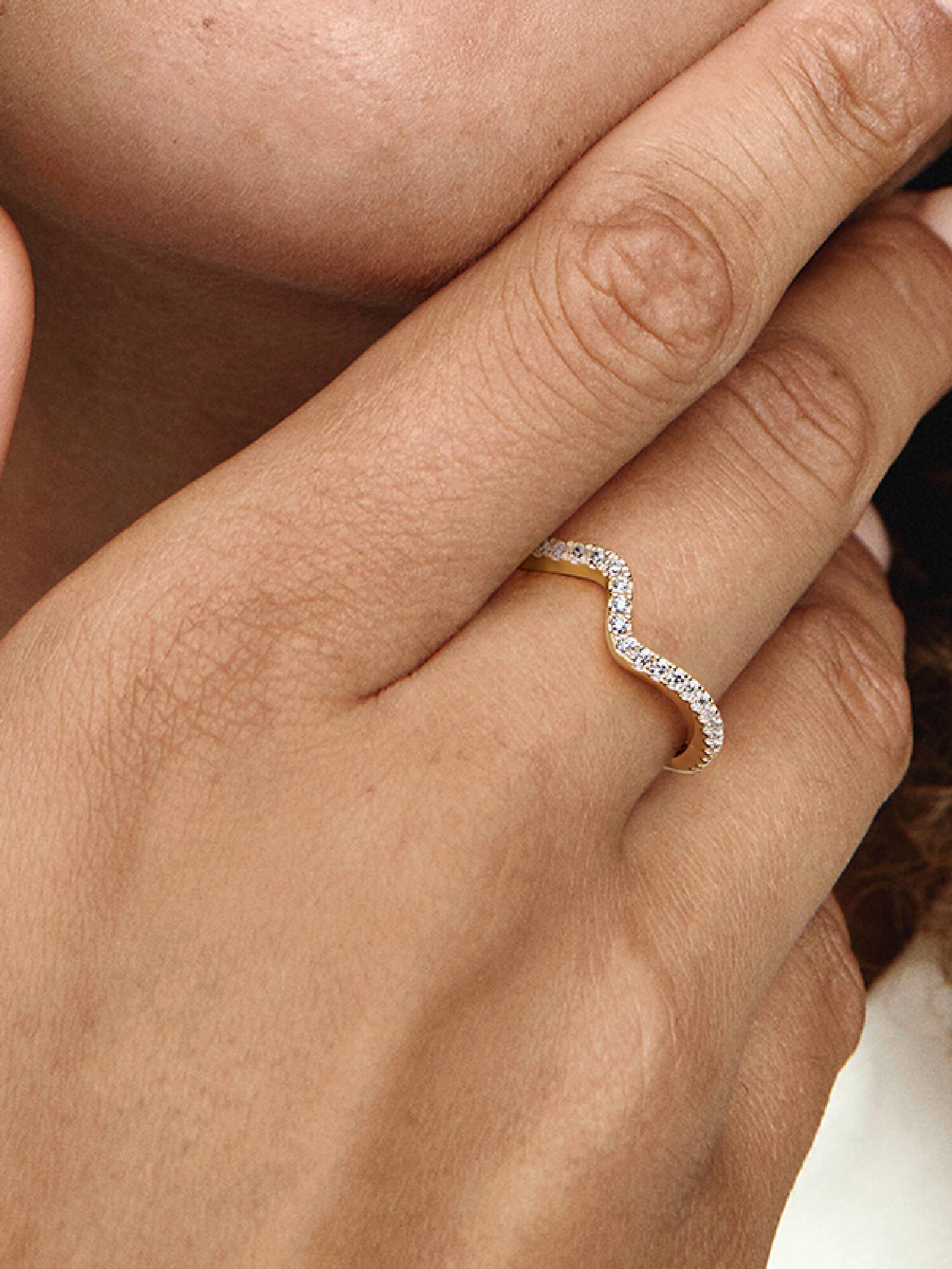 Anillo Ola Brillante