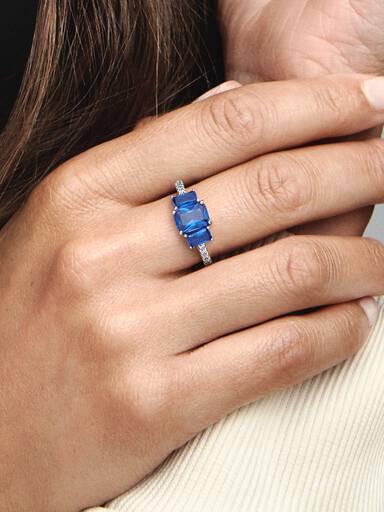 Anillo Brillante Tres Gemas Azules Rectangulares
