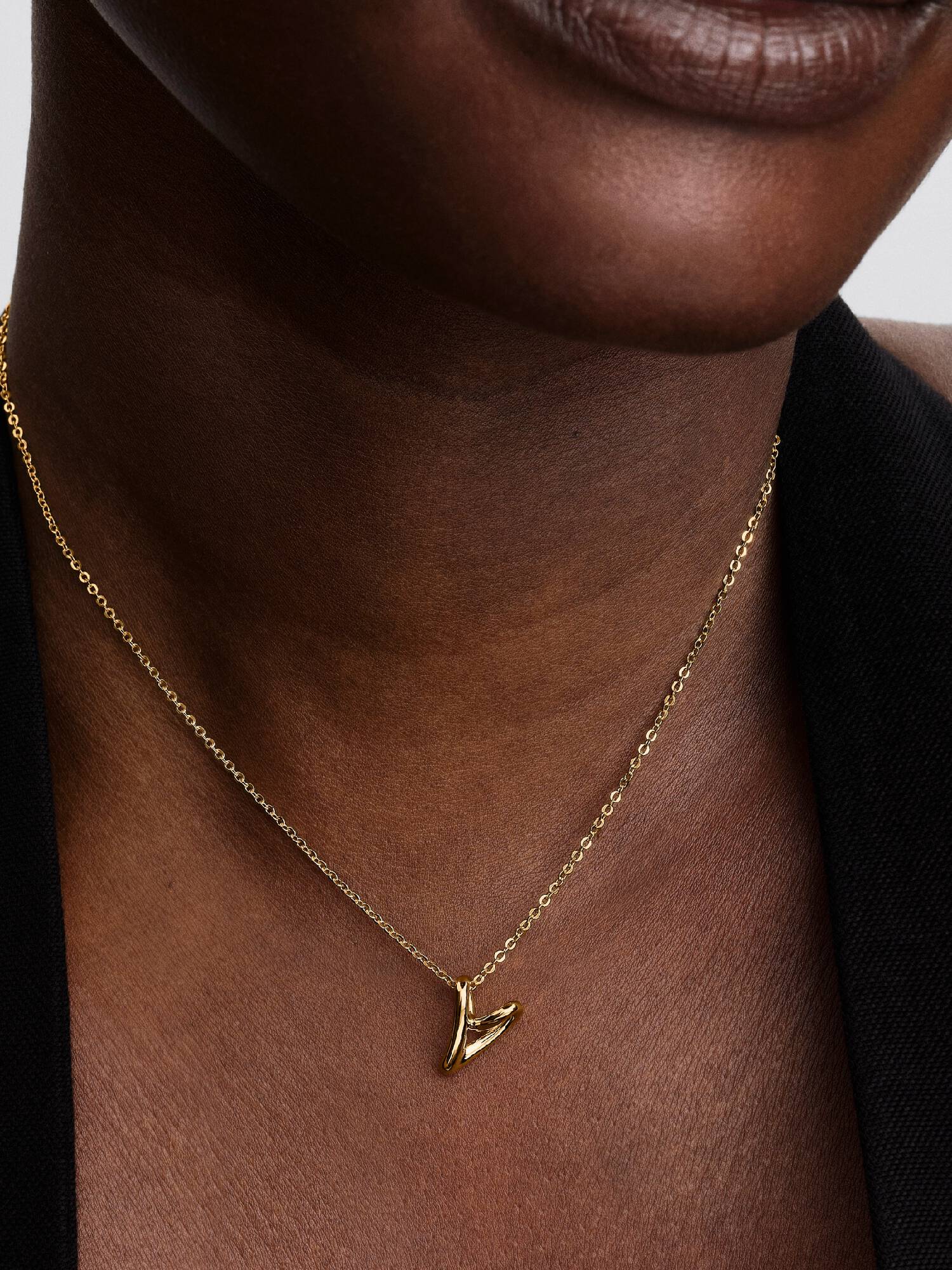 Collar Corazón Pequeño Forma Orgánica
