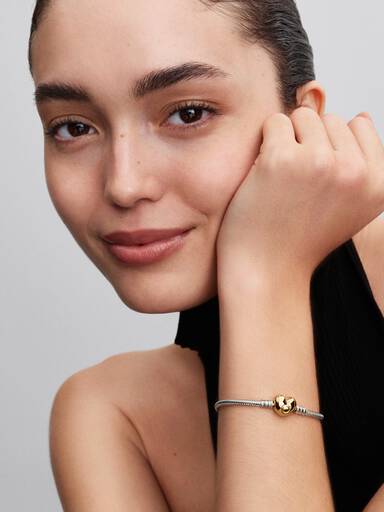 Pulsera de Cadena de Serpiente con Cierre de Corazón