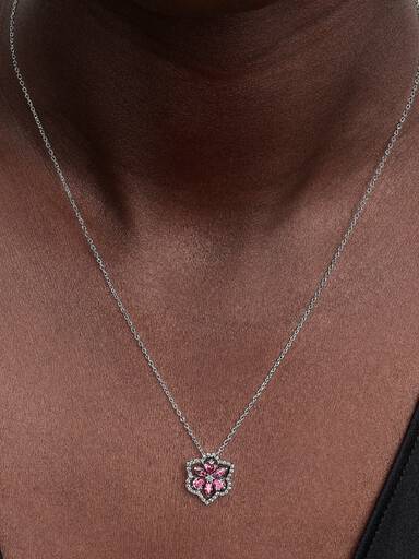 Collar Herbario Flor Rosa Brillante