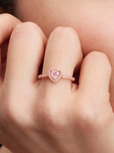 Anillo Corazón Brillante Elevado