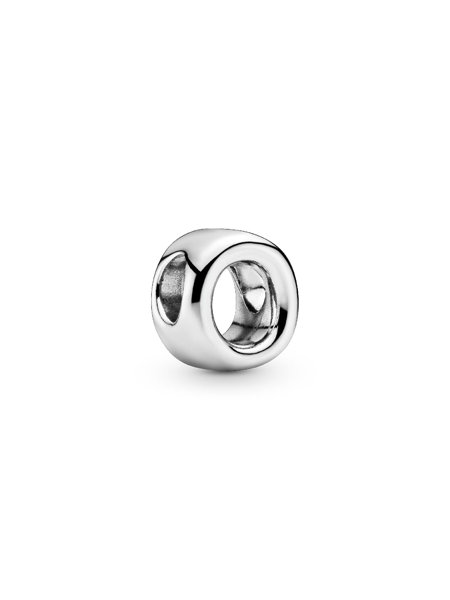 Charm en plata de ley Letra O