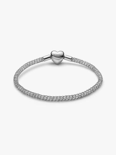 Pulsera Cadena de Tachuelas con Cierre de Corazón