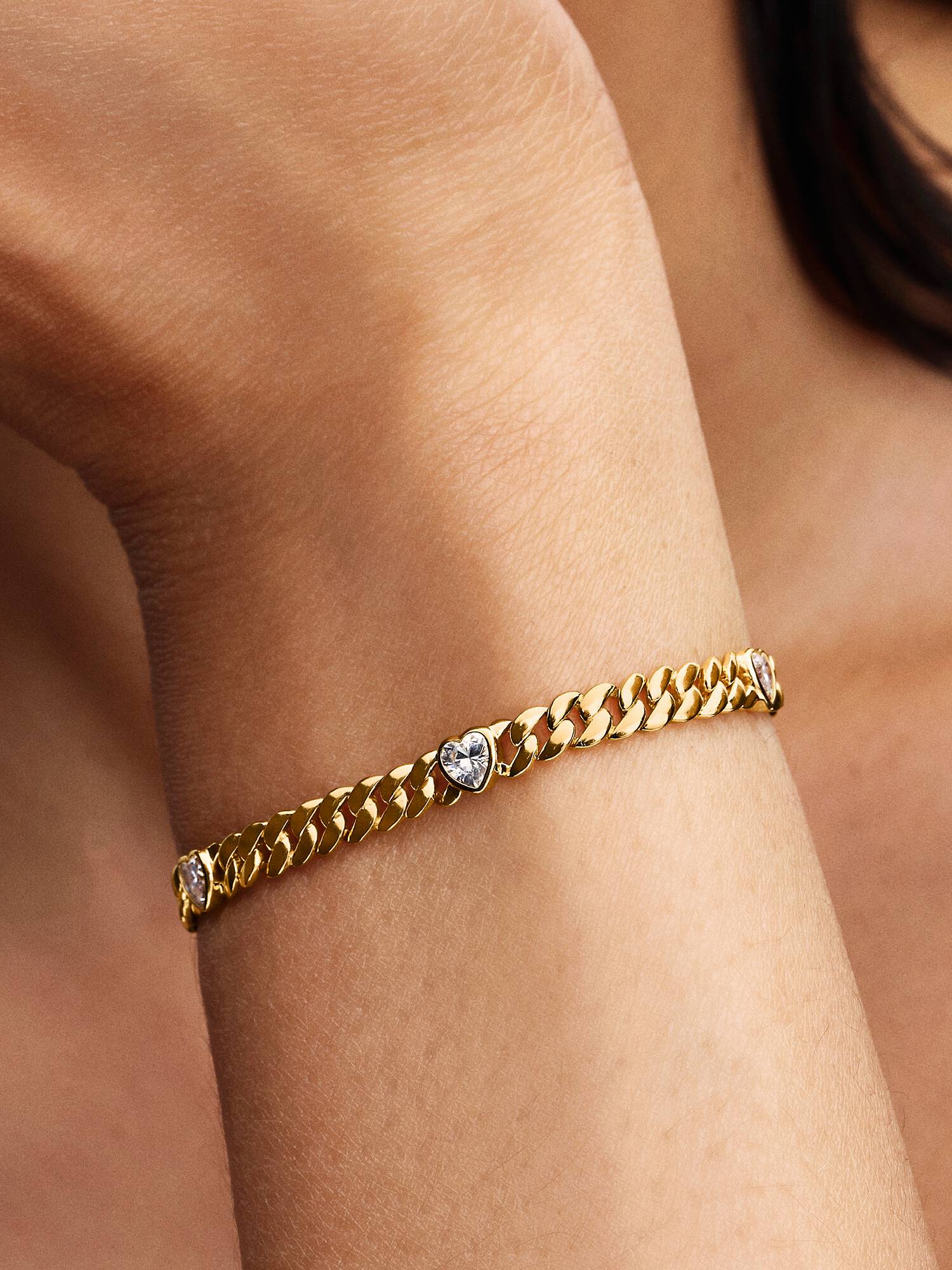 Pulsera de Cadena Cubana Corazón