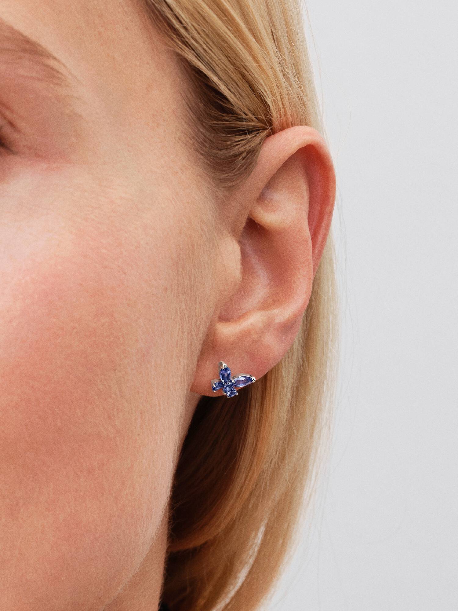 Pendientes de Botón Mariposa