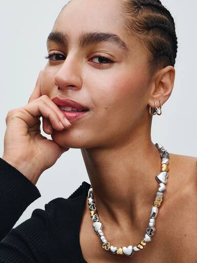 Collar de Cadena de Serpiente con Cierre de Corazón