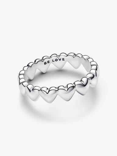 Anillo Fila de Corazones