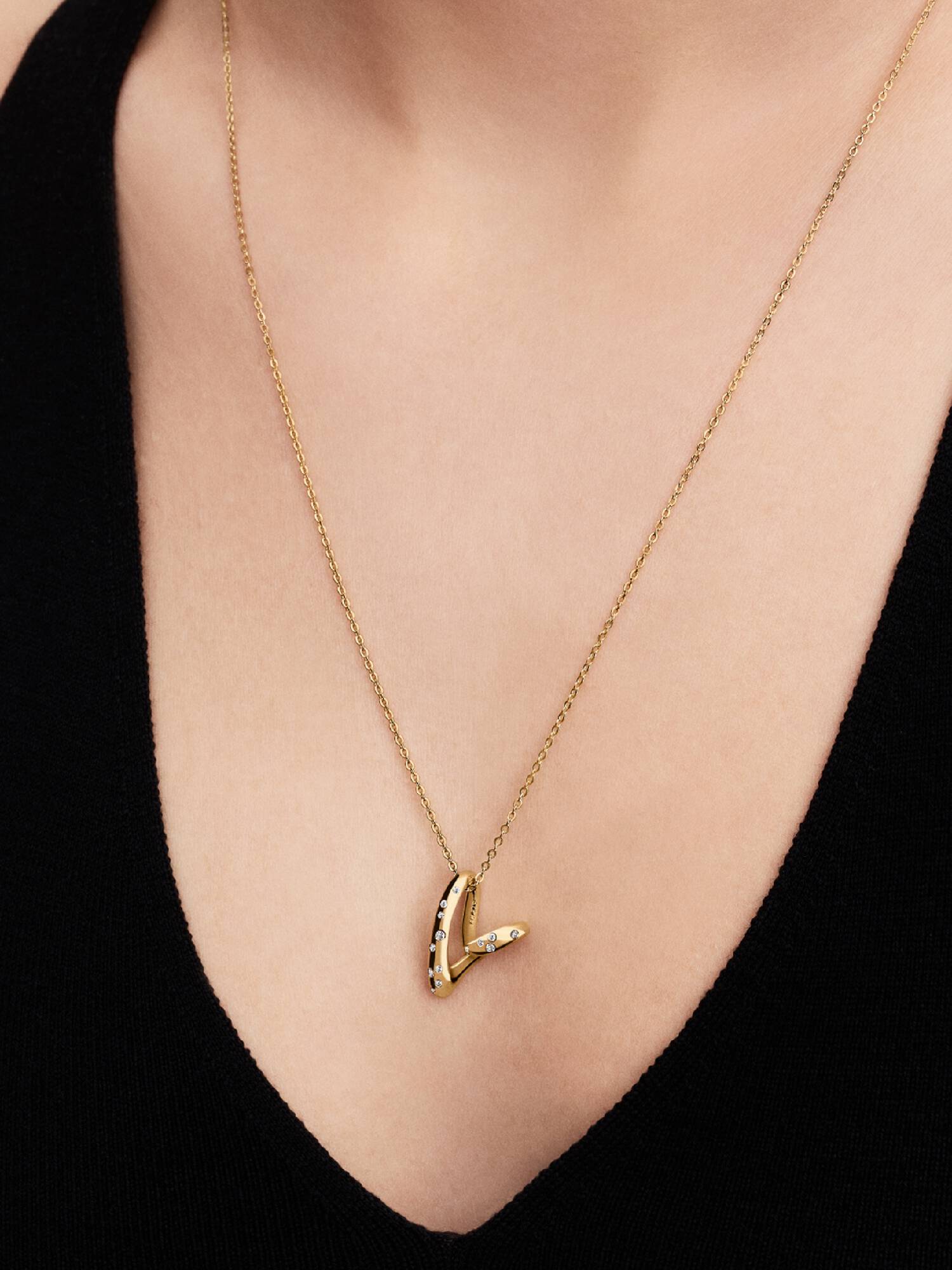 Collar Corazón Forma Orgánica con Gemas Engastadas