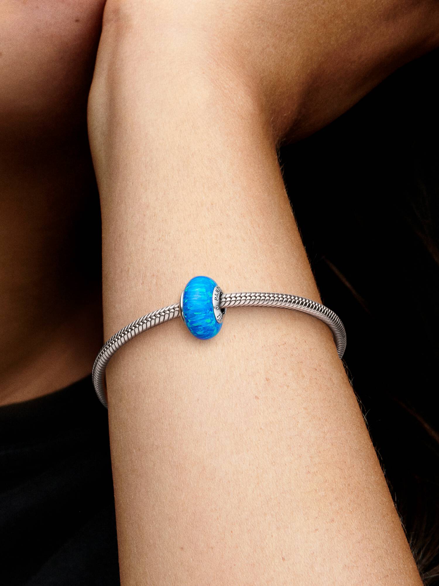 Charm Océano Opalescente Azul Profundo​