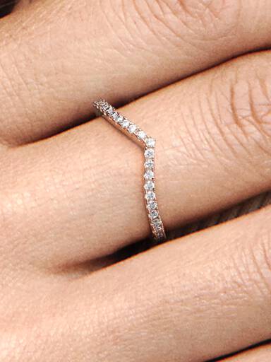 Anillo Deseo Clásico Resplandeciente