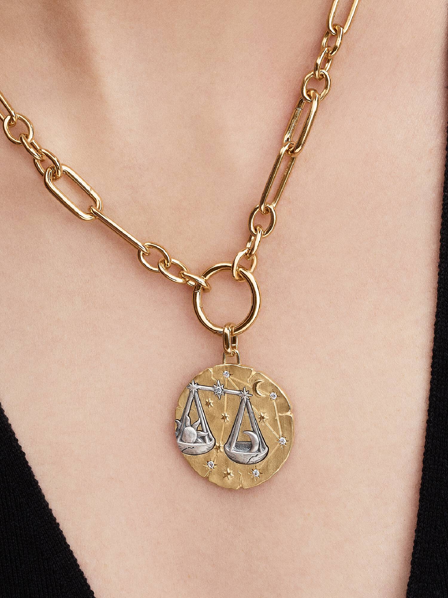 Charm Medallón XL Zodiaco Libra