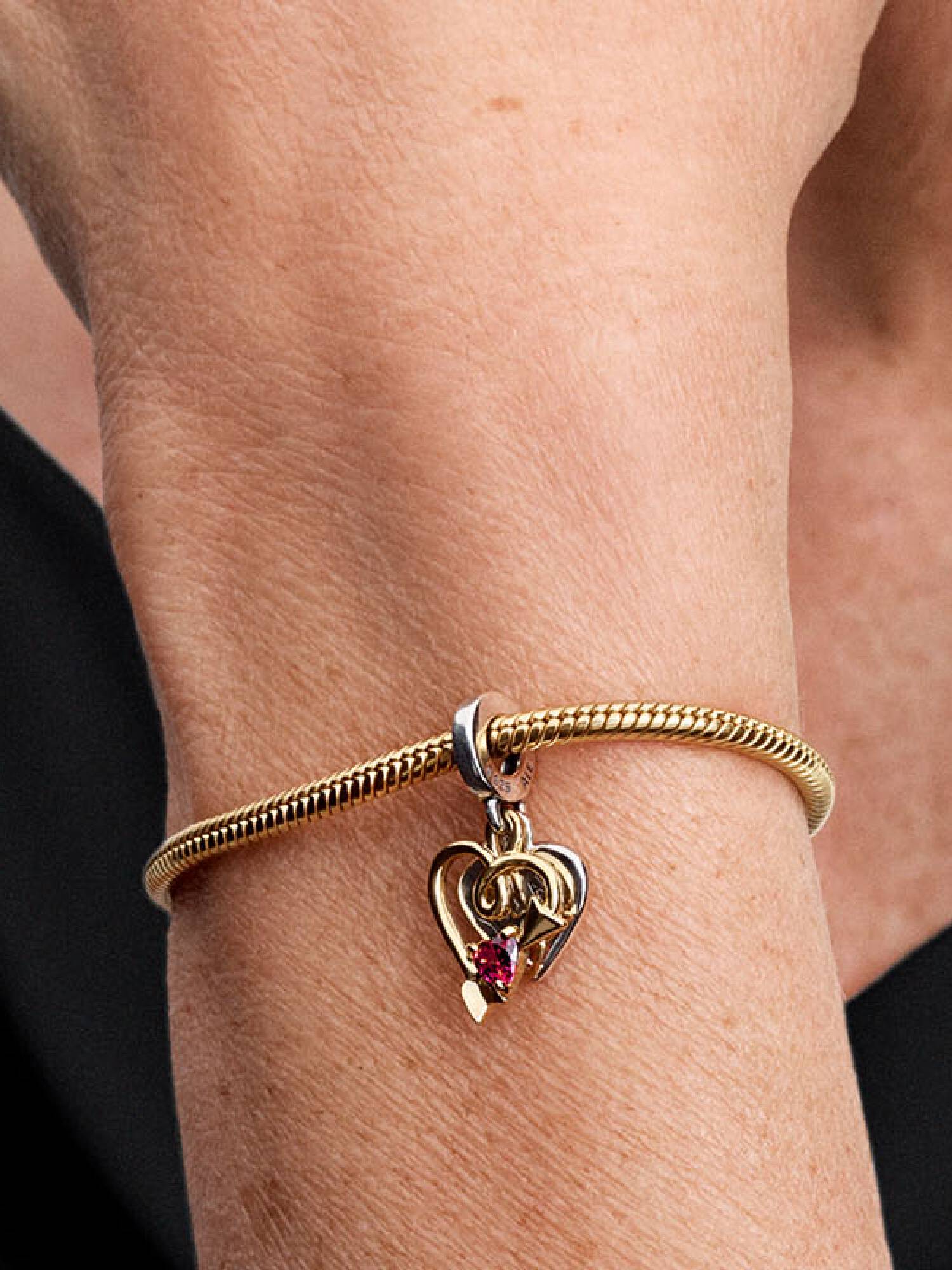 Charm Colgante Doble Corazón Grabable y Flecha