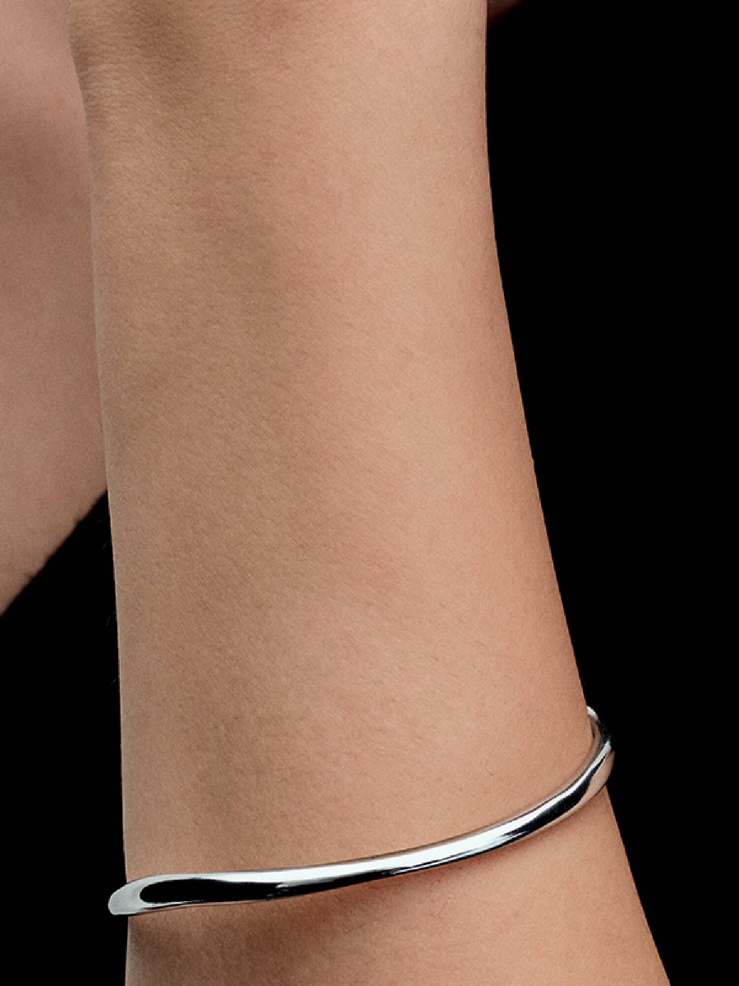 Pulsera Rígida Forma Orgánica