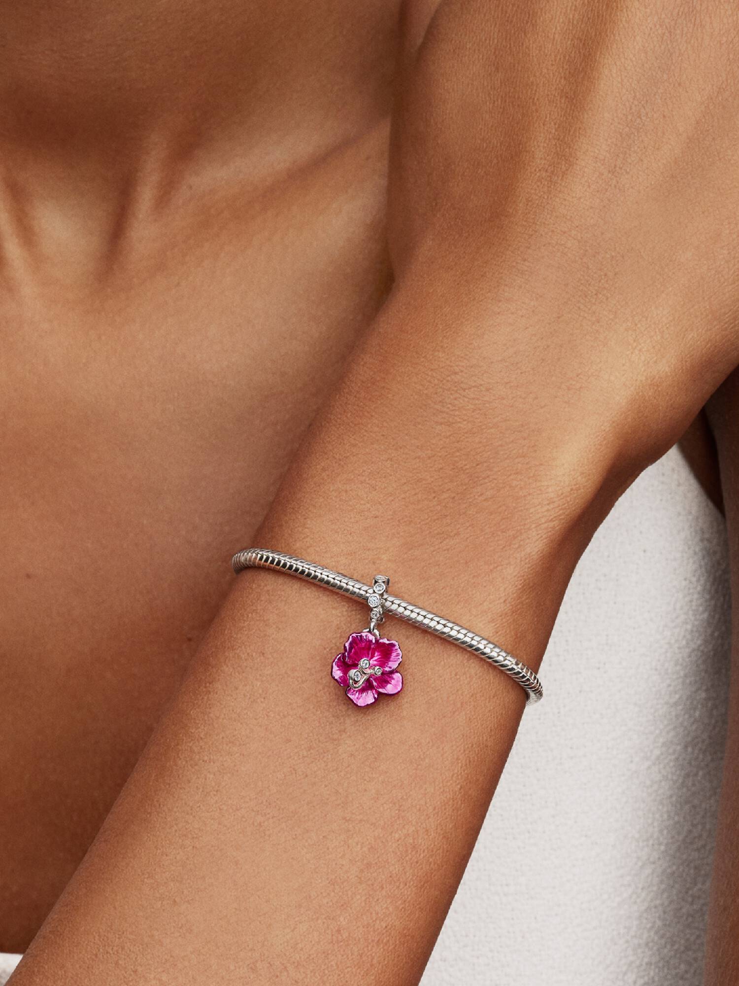 Charm Colgante Flor de Hibisco