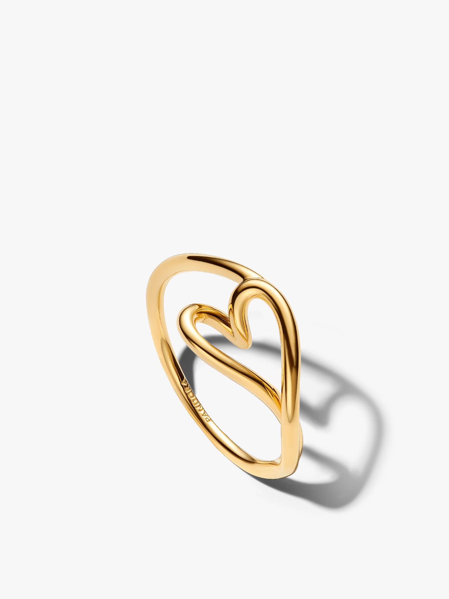 Anillo Corazón Pequeño Forma Orgánica