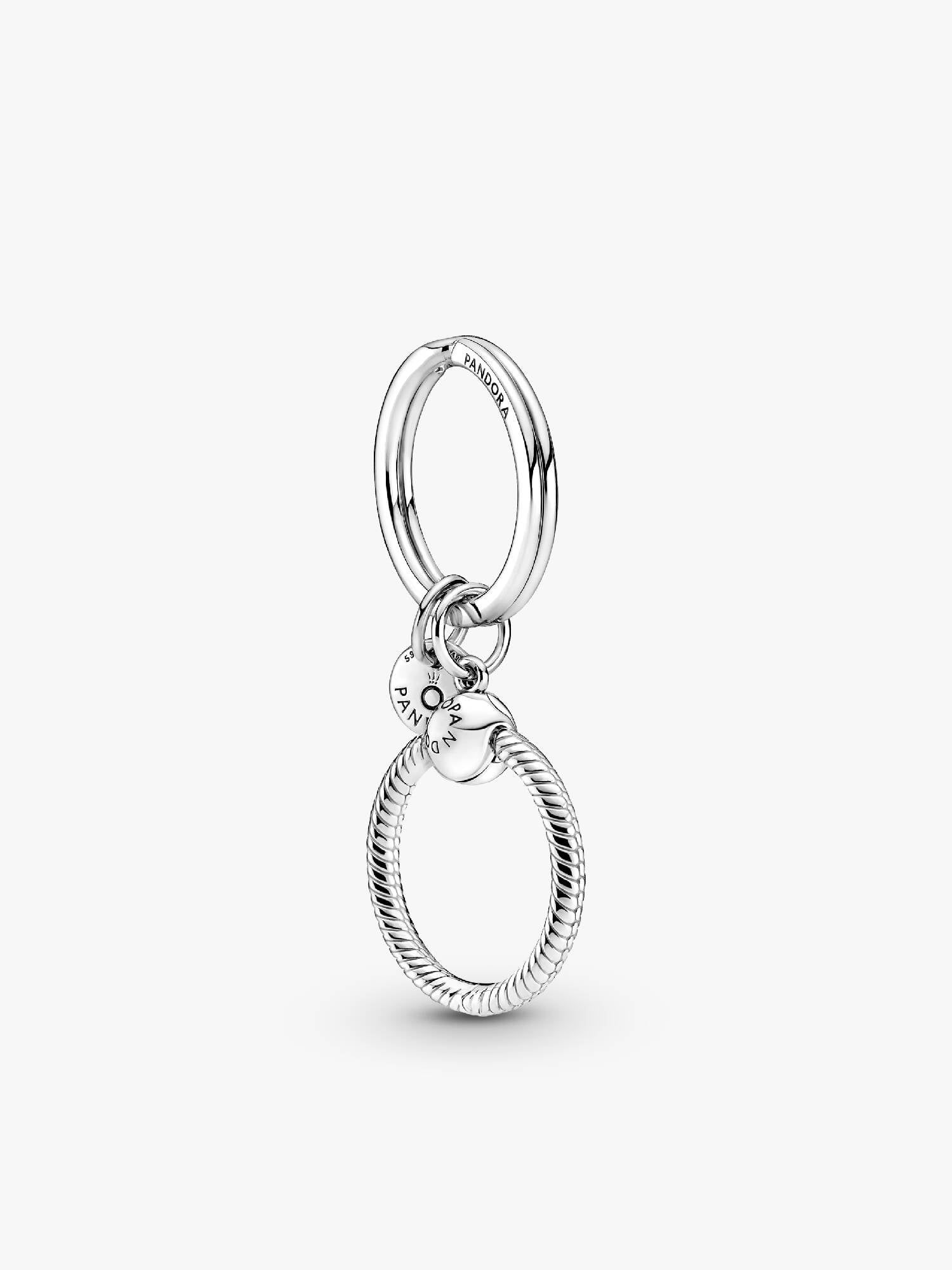 Llavero para charms Pandora Moments