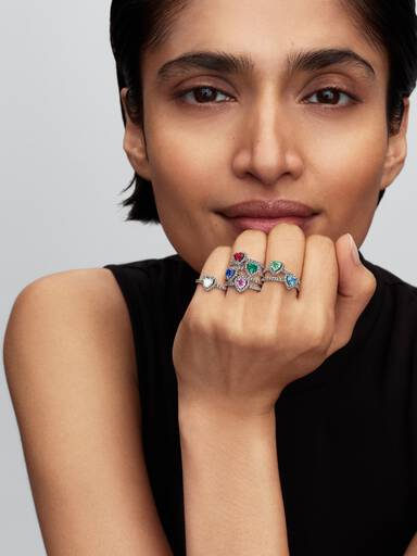 Anillo Corazón Elevado Verde