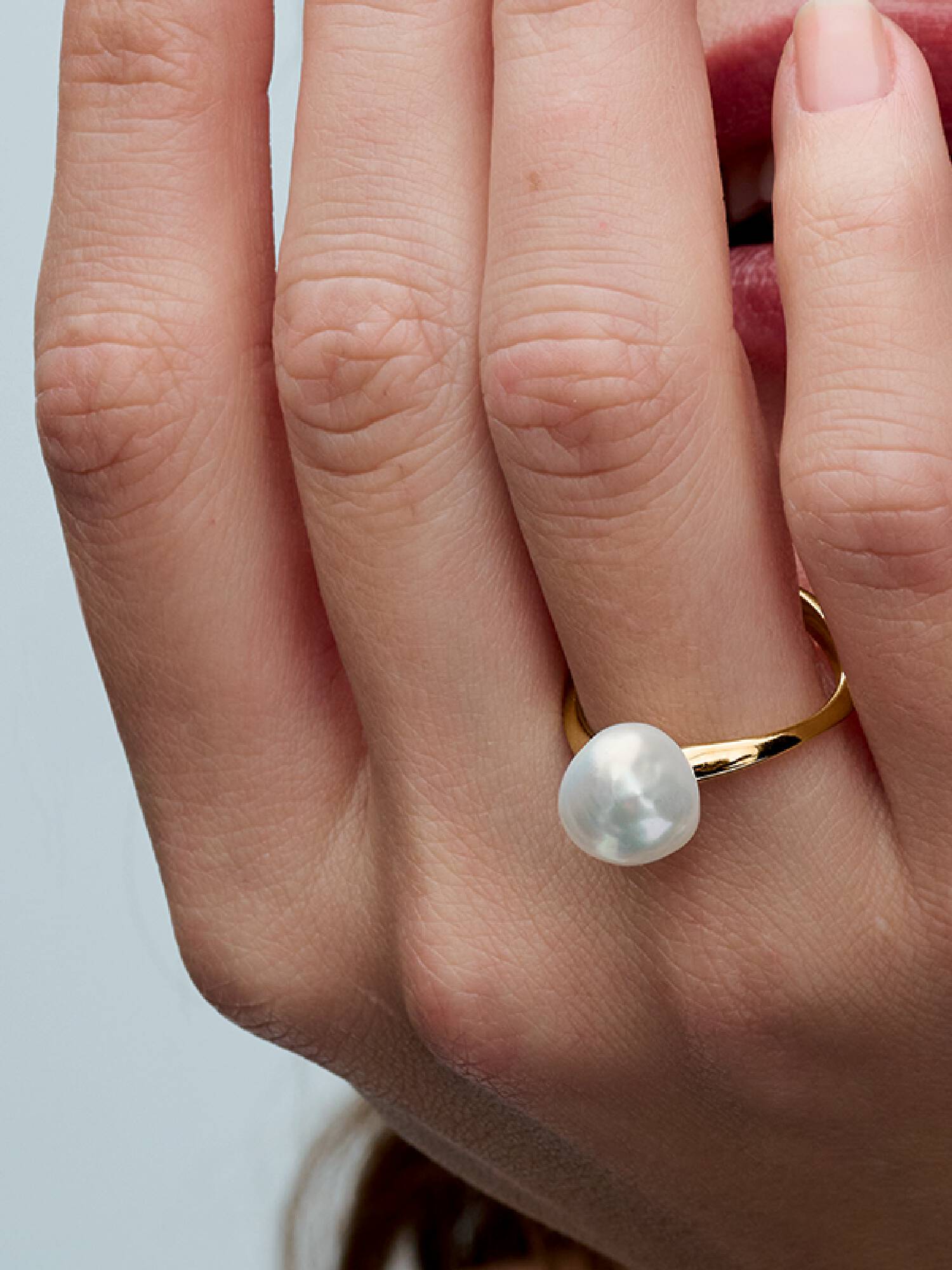 Anillo Perla Cultivada de Agua Dulce Tratada Barroca