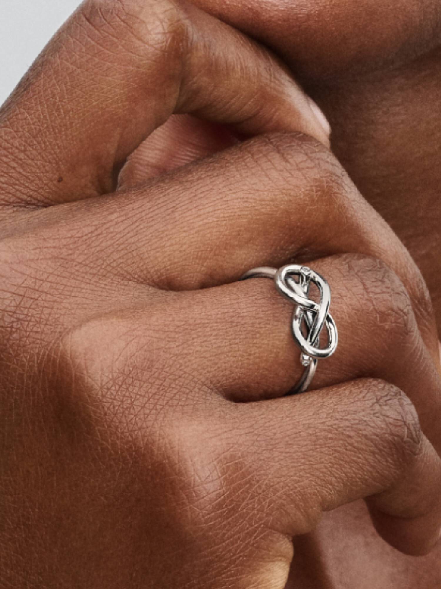 Anillo Nudo Infinito