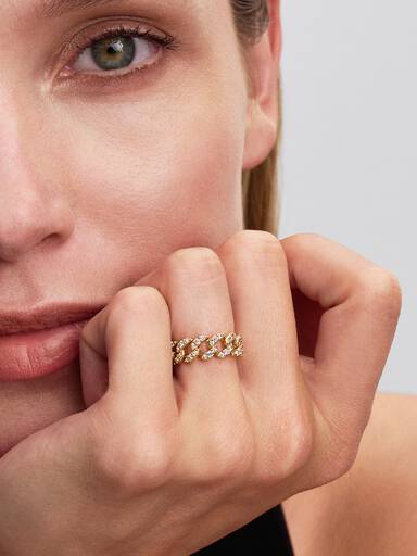Anillo de Cadena Cubana en Pavé