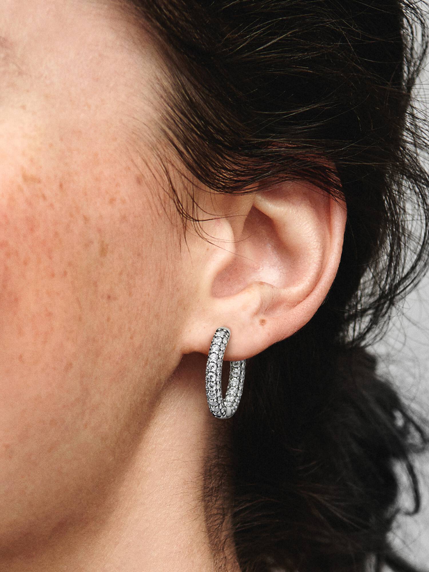Pendientes de Aro Fila de Pavé