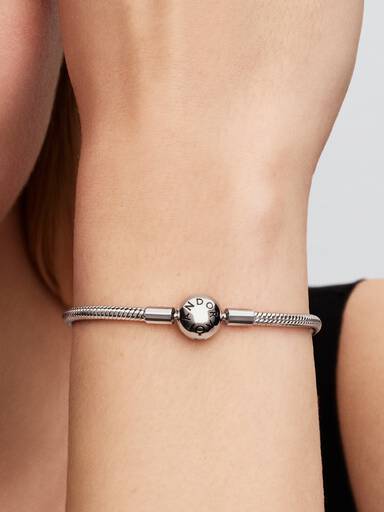 Pulsera Cadena de Serpiente con Cierre de Bola Pandora Moments