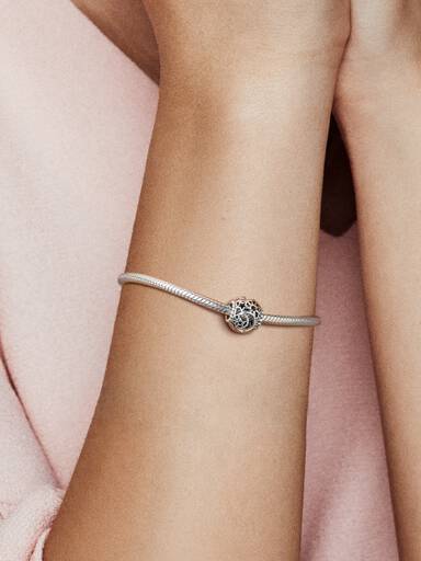 Charm Sol, Estrellas y Luna en Filigrana