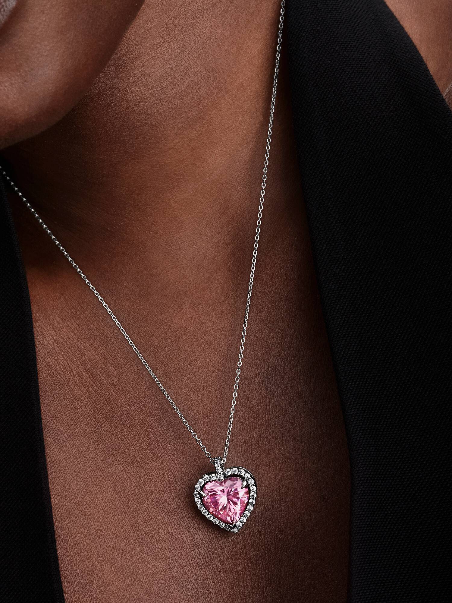 Collar Halo Corazón Rosa