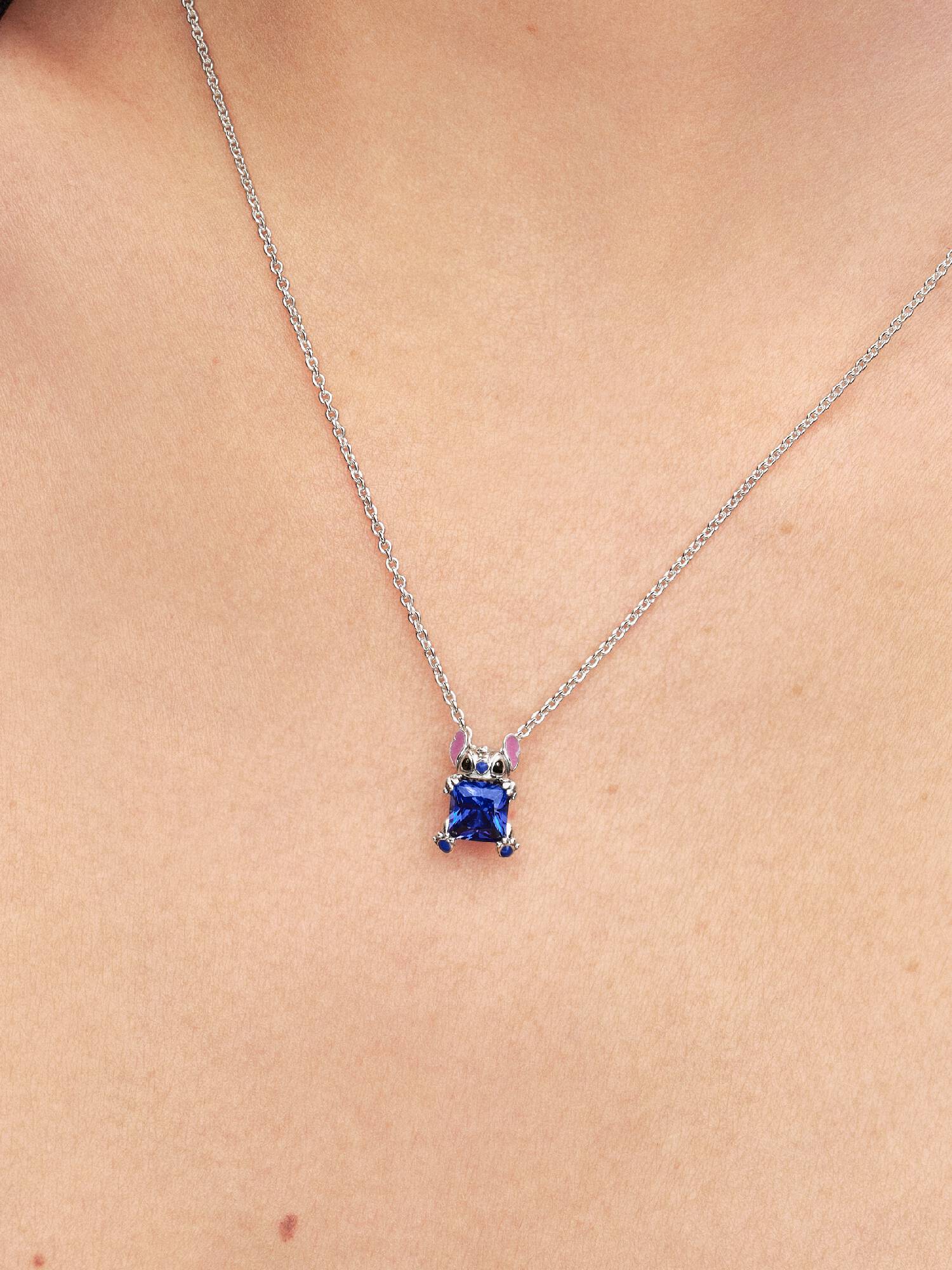 Collar Azul Stitch de Disney