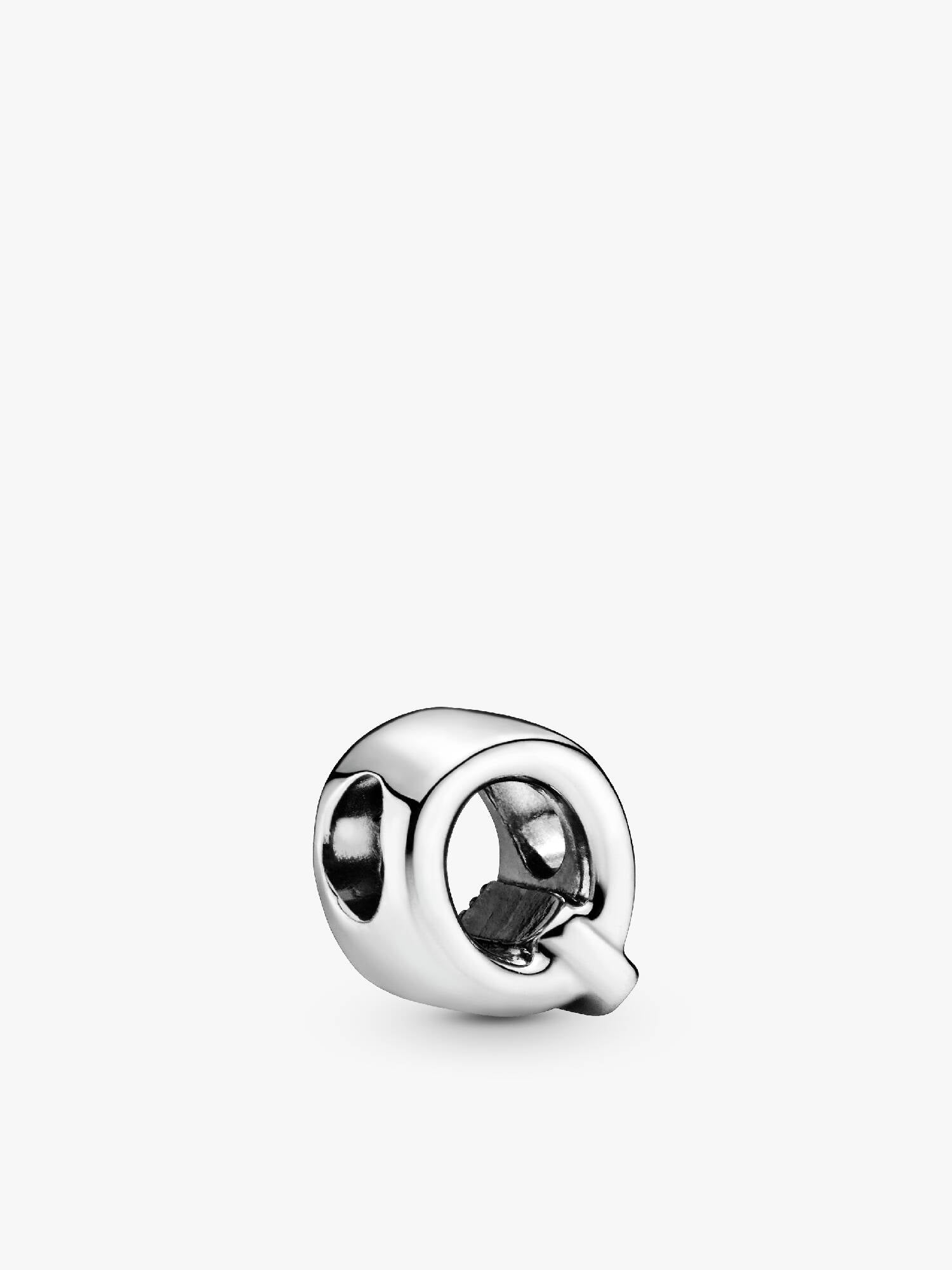 Charm en plata de ley Letra Q