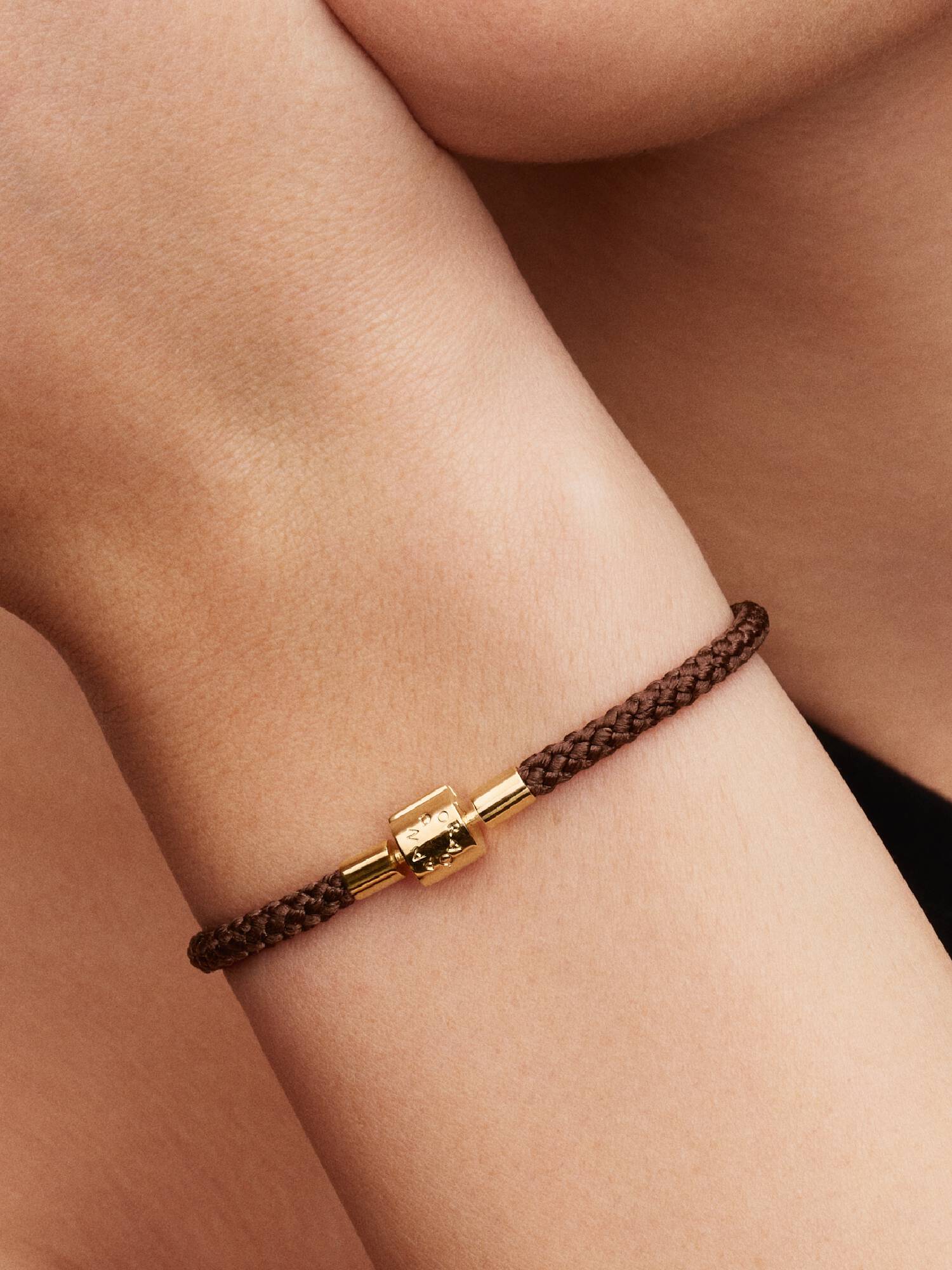Pulsera Cordón Marrón Brillante