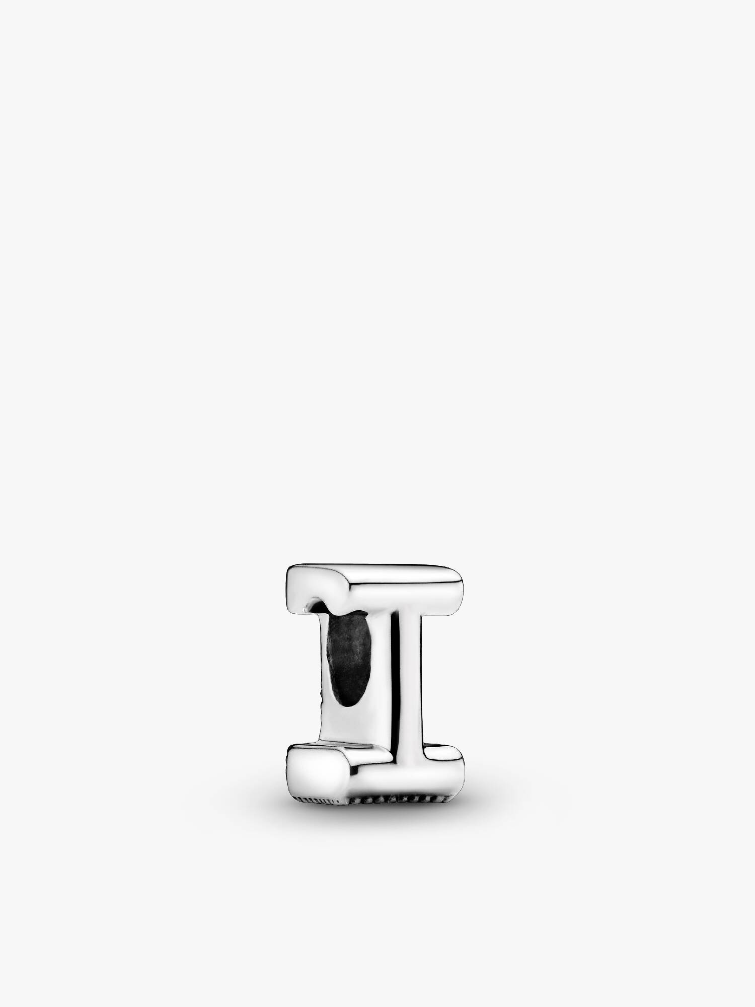 Charm en plata de ley Letra I