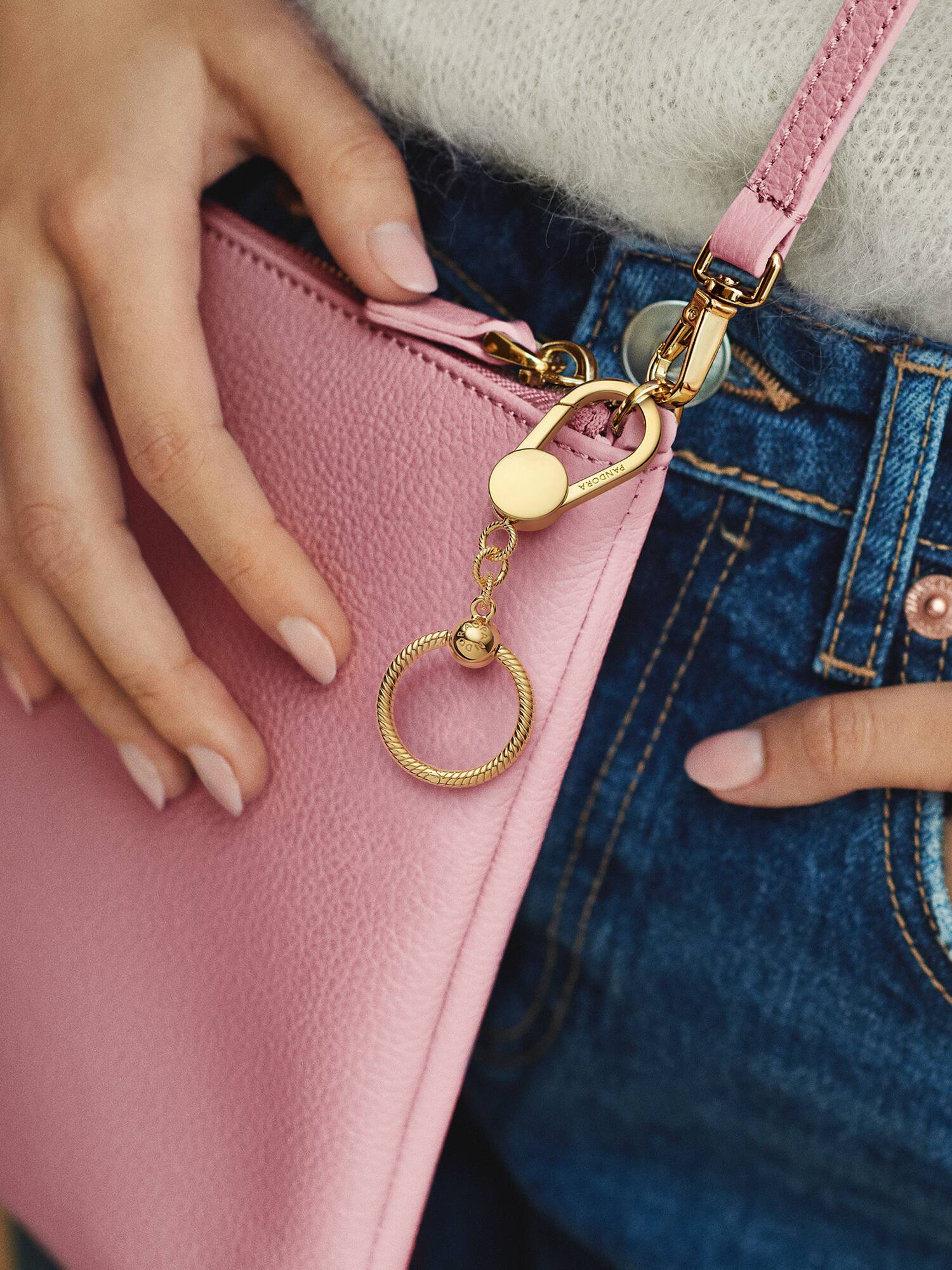 Colgante de bolso para charms pequeño Pandora Moments