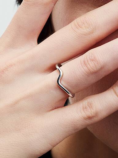Anillo Onda Pulida