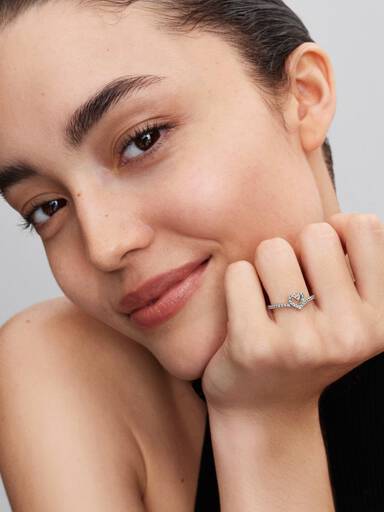 Anillo Corazón Espumoso Brillante