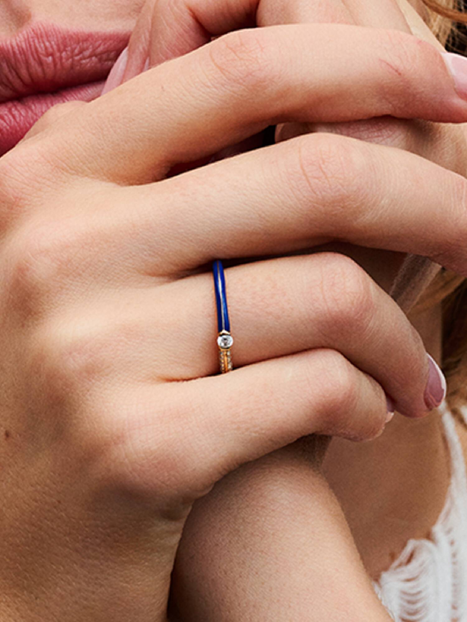 Anillo Dual Azul y Pavé
