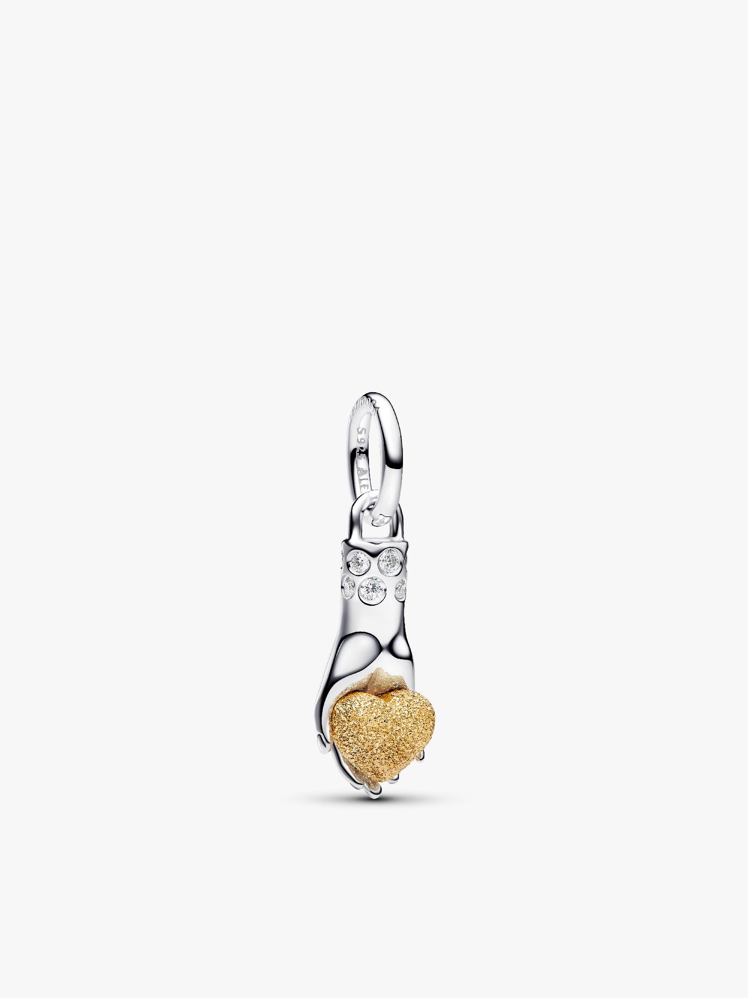 Charm Colgante Mano del Amor en Dos Tonos de Pat McGrath
